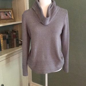 Calvin Klein sweater !